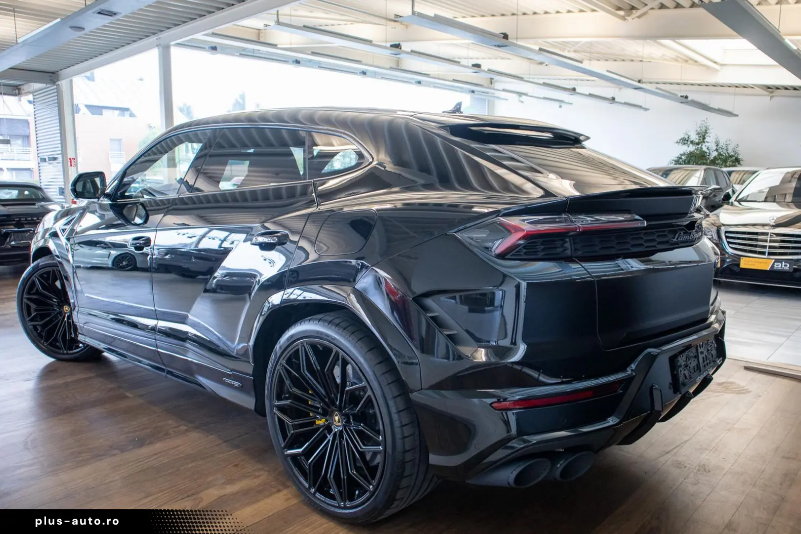 LAMBORGHINI Urus SE 800PK  FULL OPTION  23   PANO  3D BANG