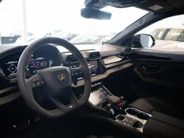 LAMBORGHINI Urus SE 800PK  FULL OPTION  23   PANO  3D BANG