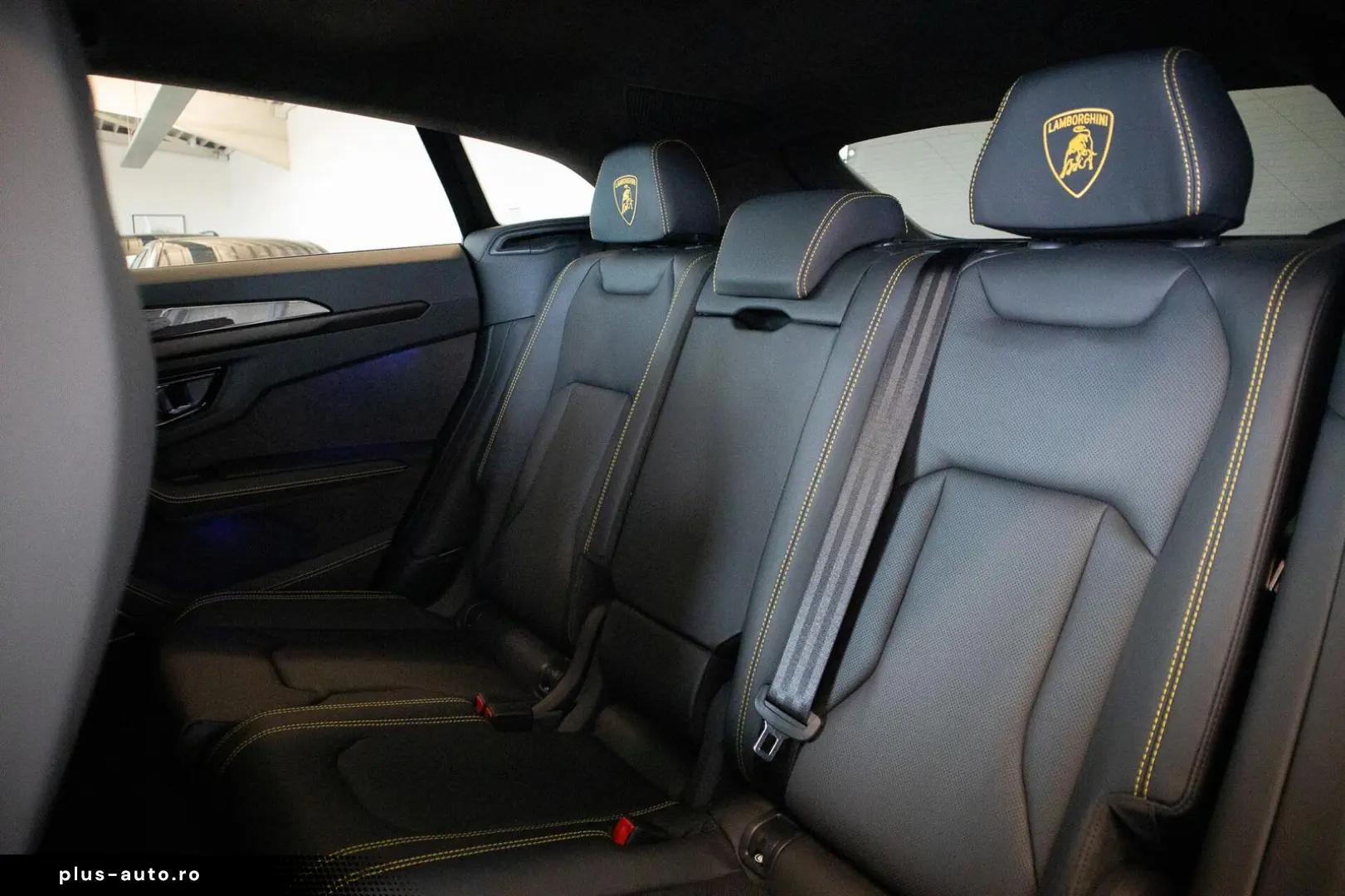 LAMBORGHINI Urus SE 800PK  FULL OPTION  23   PANO  3D BANG