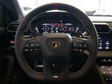 LAMBORGHINI Urus SE 800PK  FULL OPTION  23   PANO  3D BANG