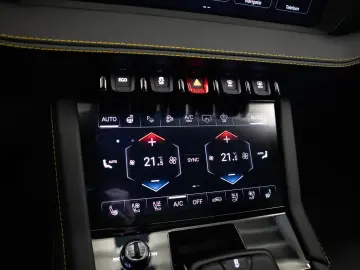 LAMBORGHINI Urus SE 800PK  FULL OPTION  23   PANO  3D BANG