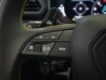 LAMBORGHINI Urus SE 800PK  FULL OPTION  23   PANO  3D BANG