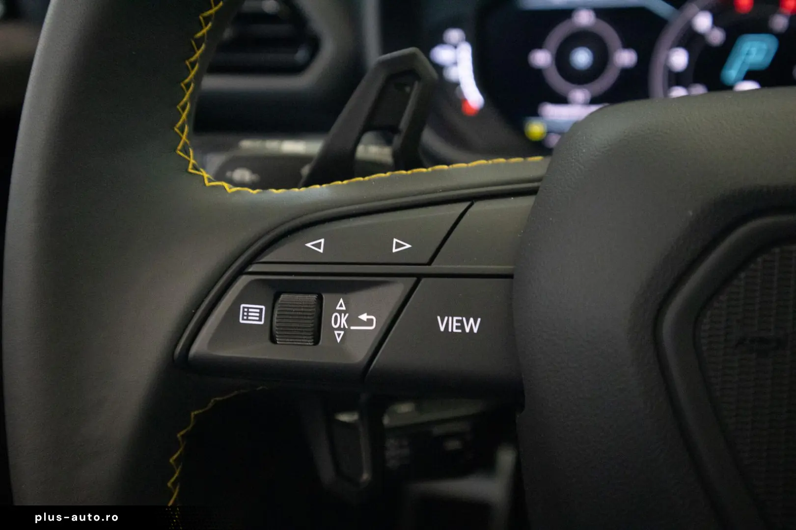 LAMBORGHINI Urus SE 800PK  FULL OPTION  23   PANO  3D BANG