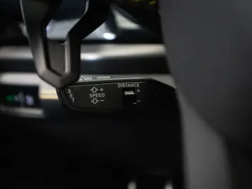 LAMBORGHINI Urus SE 800PK  FULL OPTION  23   PANO  3D BANG