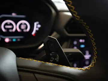 LAMBORGHINI Urus SE 800PK  FULL OPTION  23   PANO  3D BANG