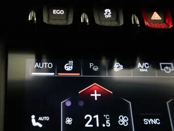 LAMBORGHINI Urus SE 800PK  FULL OPTION  23   PANO  3D BANG