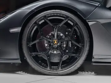 LAMBORGHINI Revuelto Nero Nemesis Carbon Full Spec on Stock!
