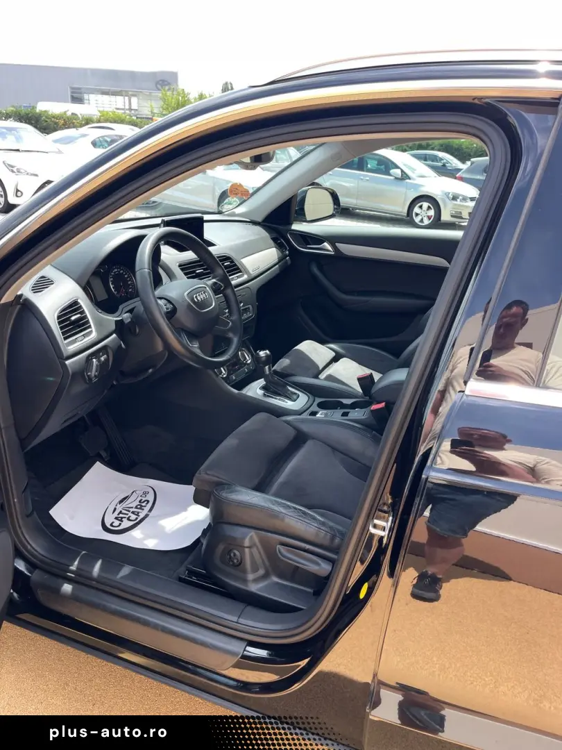 Audi Q3 2.0TDI  177CP  BI-Xenon  Navi  Piele  Keyless
