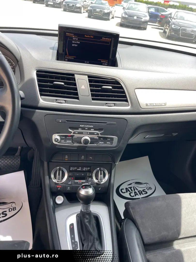 Audi Q3 2.0TDI  177CP  BI-Xenon  Navi  Piele  Keyless