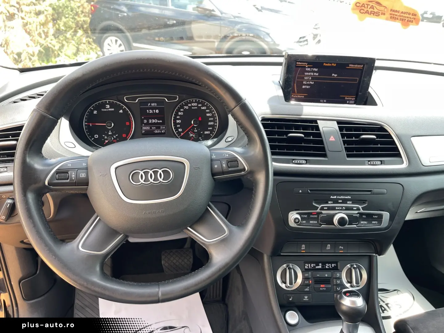 Audi Q3 2.0TDI  177CP  BI-Xenon  Navi  Piele  Keyless