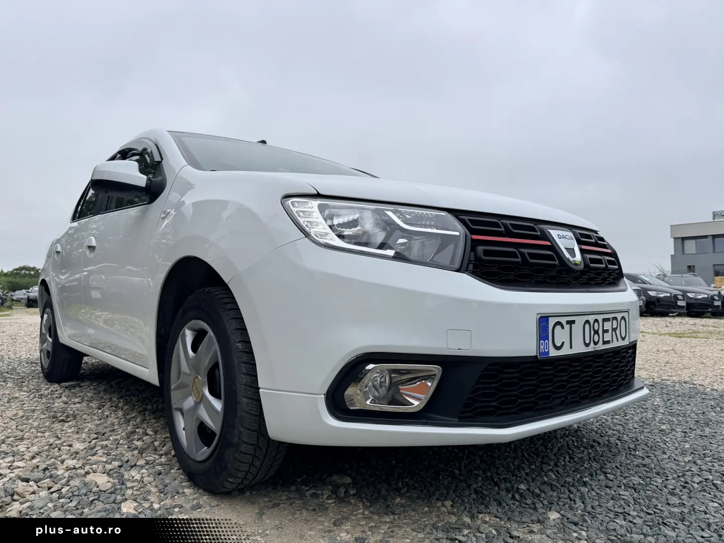 3000e avans 2700e în 3 luni