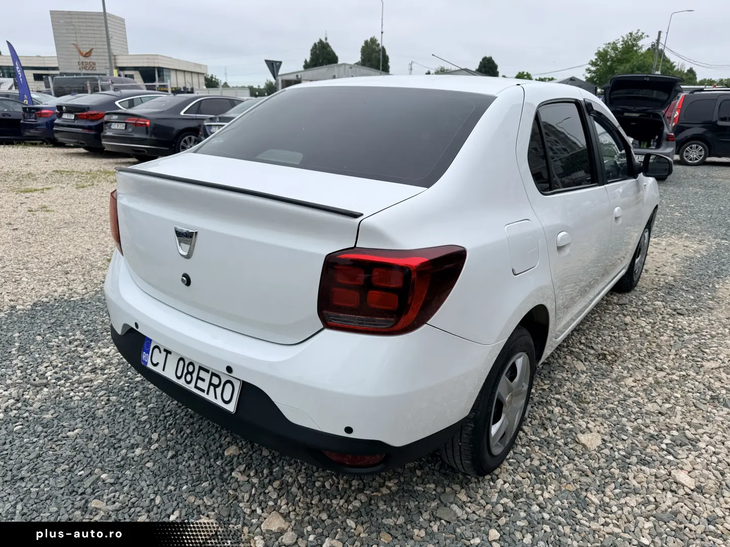 3000e avans 2700e în 3 luni