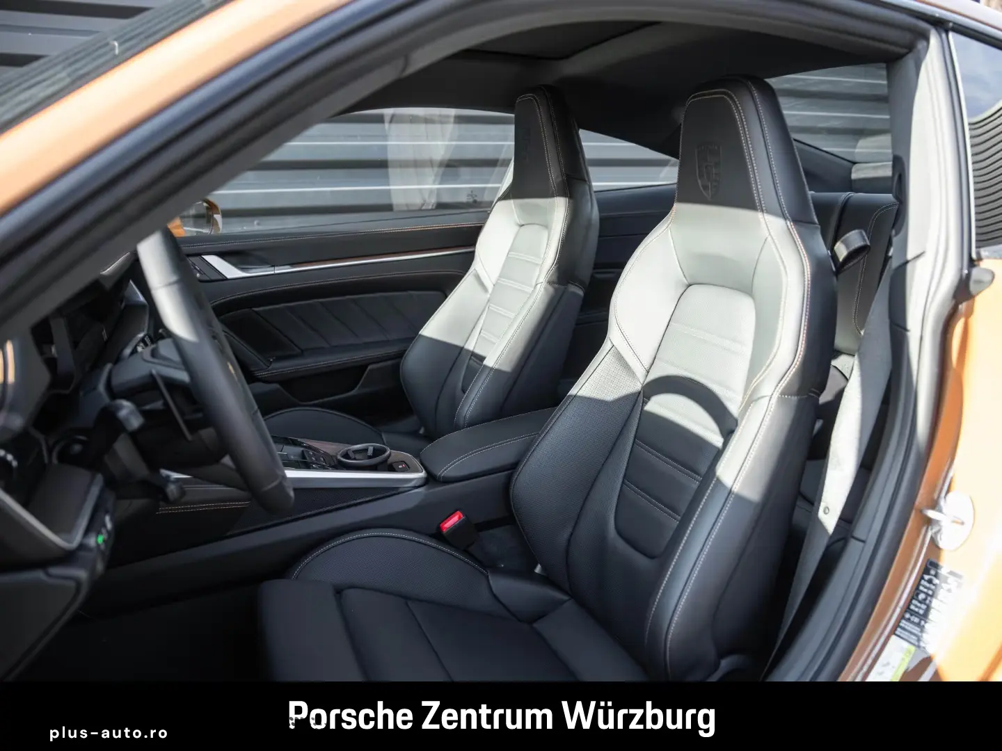 Porsche 992 911 Carrera 4S Burmester