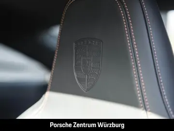 Porsche 992 911 Carrera 4S Burmester