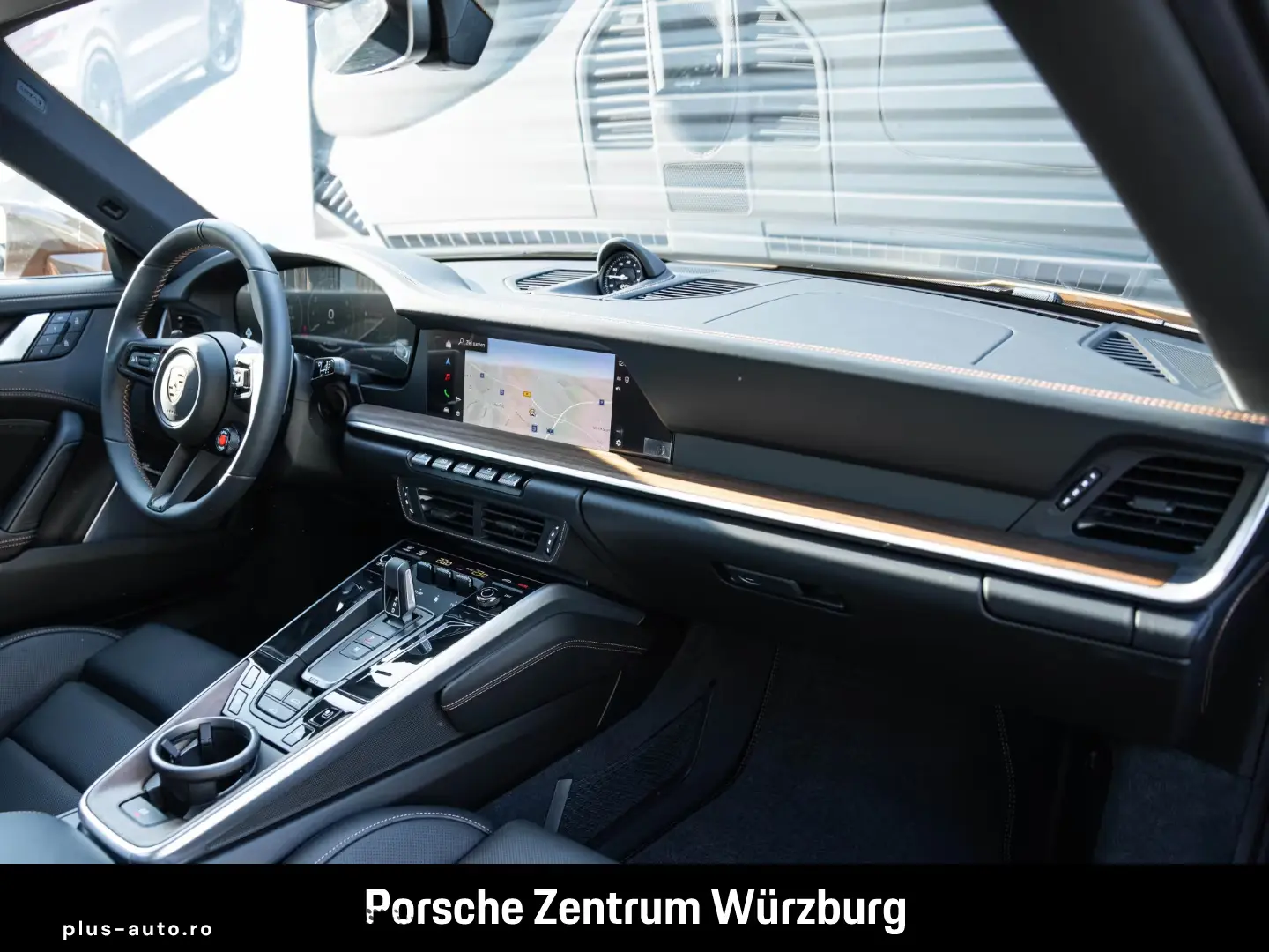Porsche 992 911 Carrera 4S Burmester