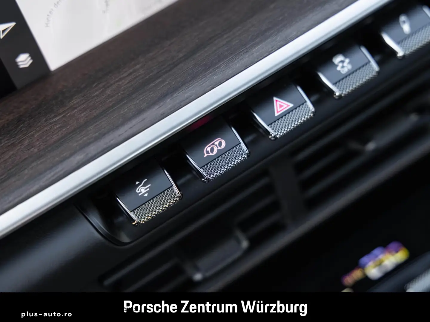 Porsche 992 911 Carrera 4S Burmester