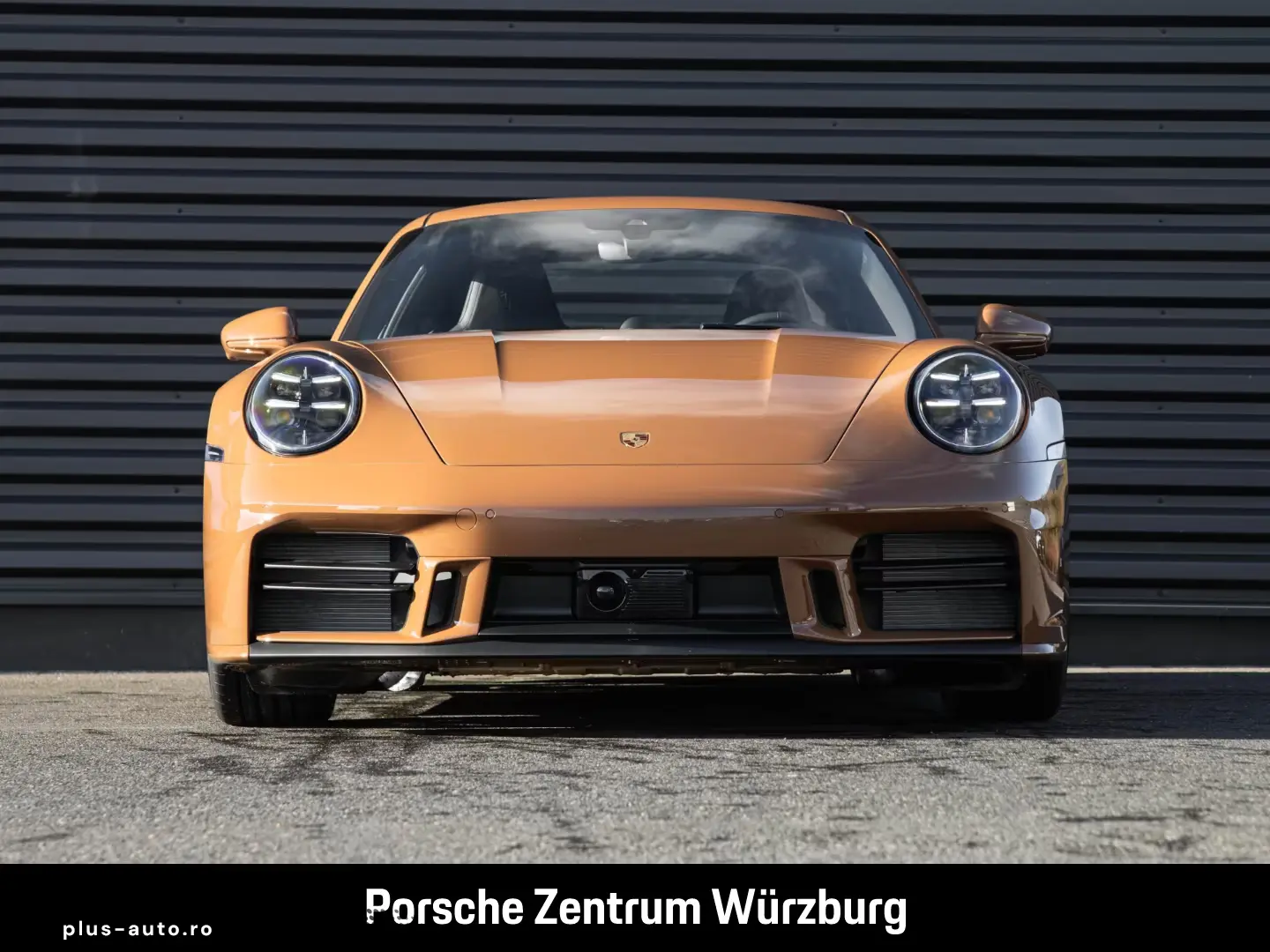 Porsche 992 911 Carrera 4S Burmester