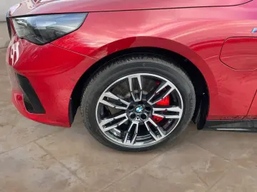 BMW 550e xDrive Touring M Sport   GARANTIE-bis-06.30