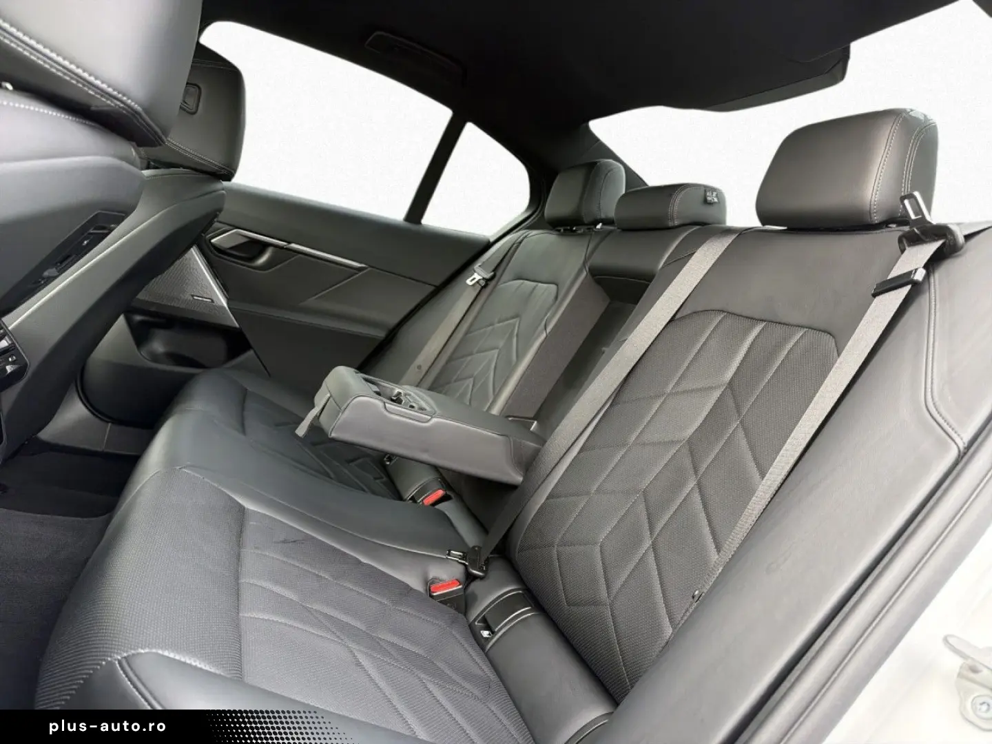 BMW 520d Lim M SPORT AdLED AHK H K HUD 360 St Go 20