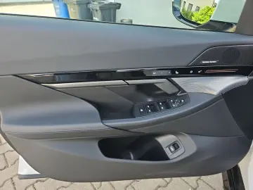BMW 520d Touring M-Sport NAVI AHK LED HUD HK