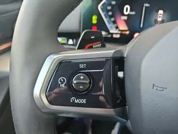BMW 520d Touring M-Sport NAVI AHK LED HUD HK