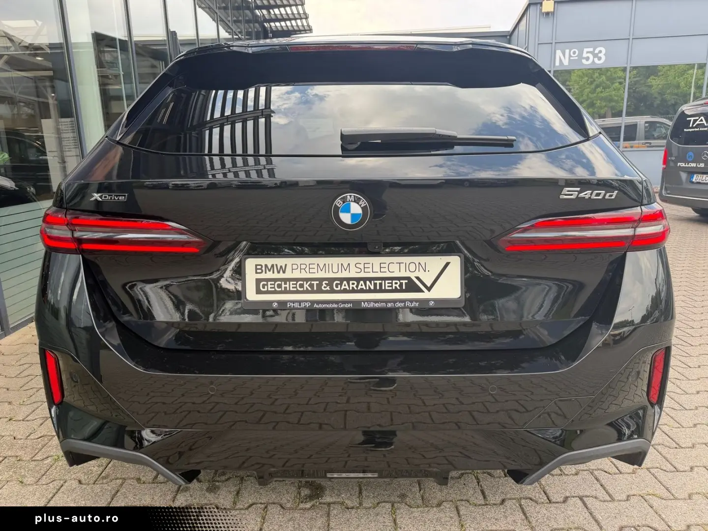 BMW 540d xDrive M Sport Pro AHK PANO StHzg M-Sitze