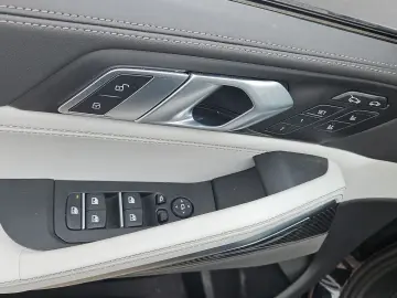BMW X6 xDrive30d MSportPro 21 Z Luftfed CarbonAHK