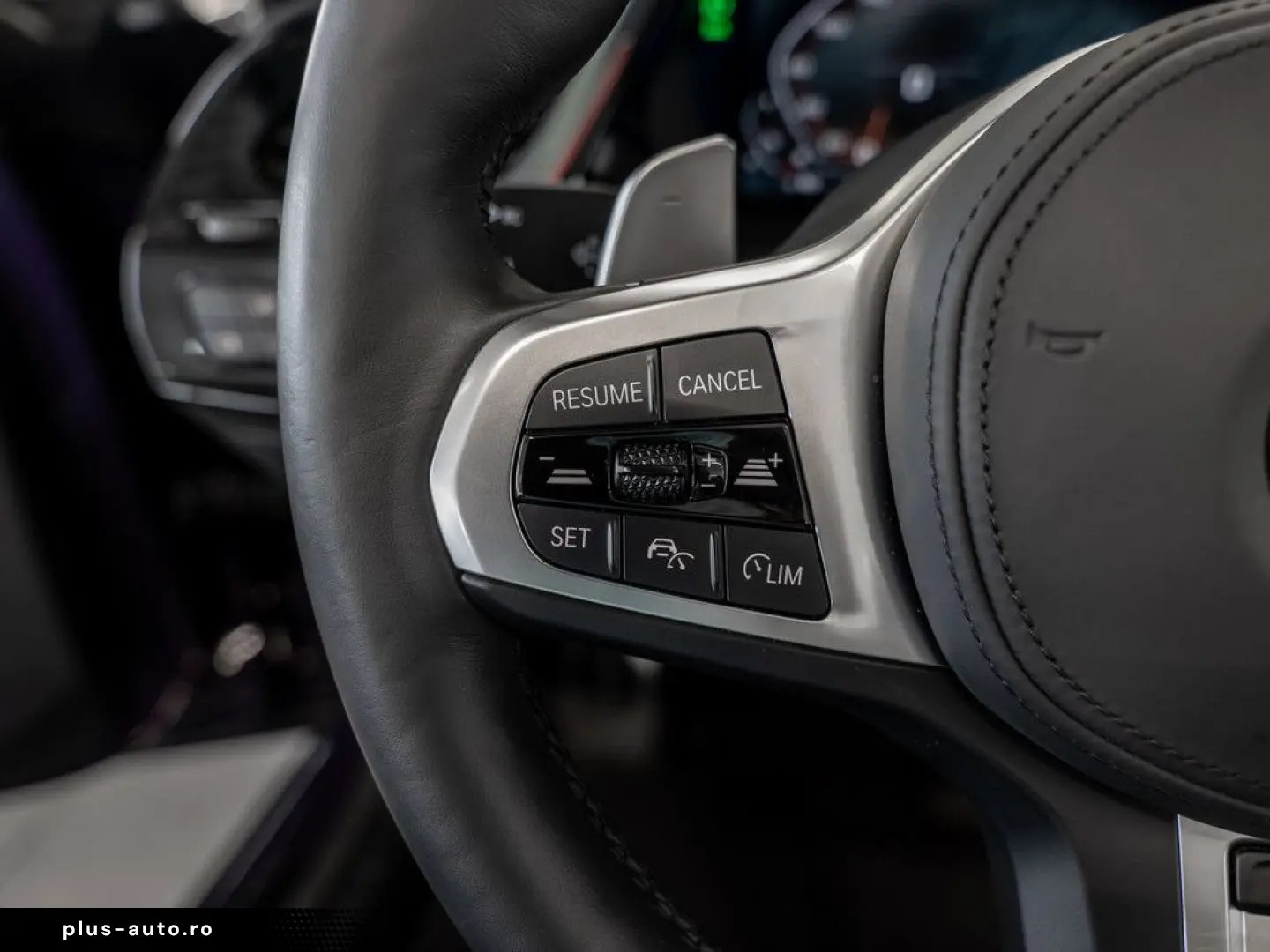 BMW Z4 40i FACEL. HUD LED ACC W-LAN NAVI H K KAMERA