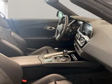 BMW Z4 sDrive30i Harman K LiveCockpitProf Head-Up