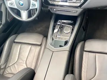 BMW Z4 sDrive30i Harman K LiveCockpitProf Head-Up