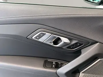 BMW Z4 sDrive30i Harman K LiveCockpitProf Head-Up