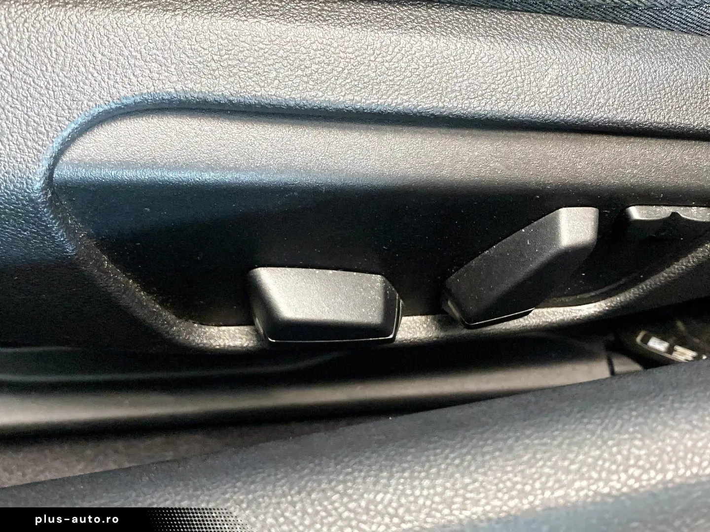 BMW Z4 sDrive30i Harman K LiveCockpitProf Head-Up