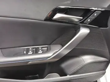 MG MG4 Standard 51 kWh LED