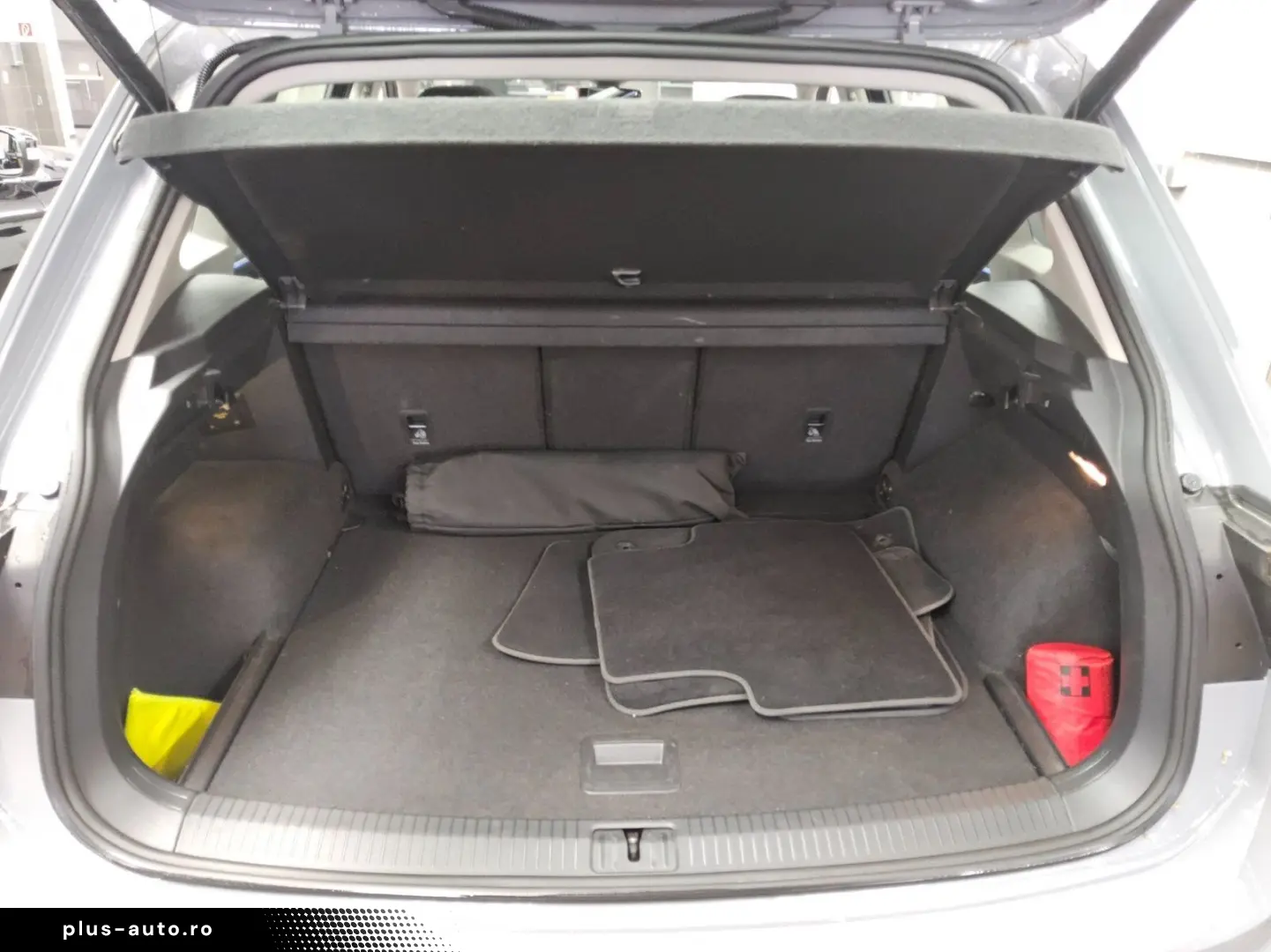 VW Tiguan 2.0 TDI Elegance Matrix H-K Pano