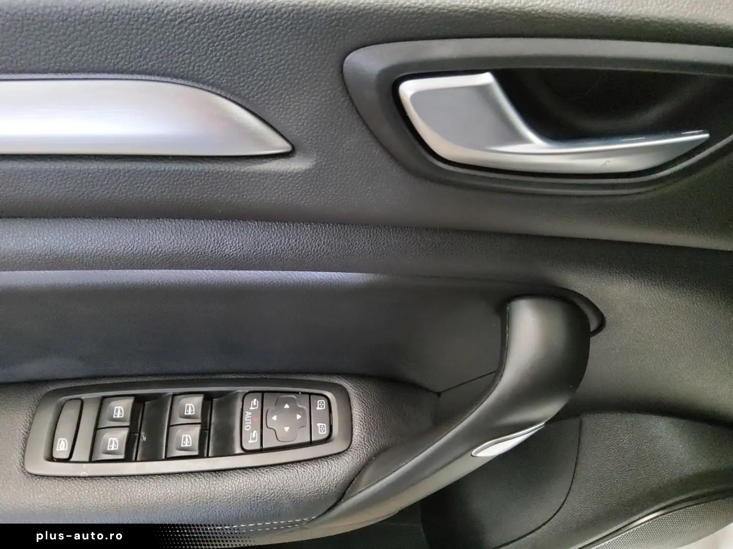 RENAULT Megane 1.3 TCe Intens Navi LED Tempomat