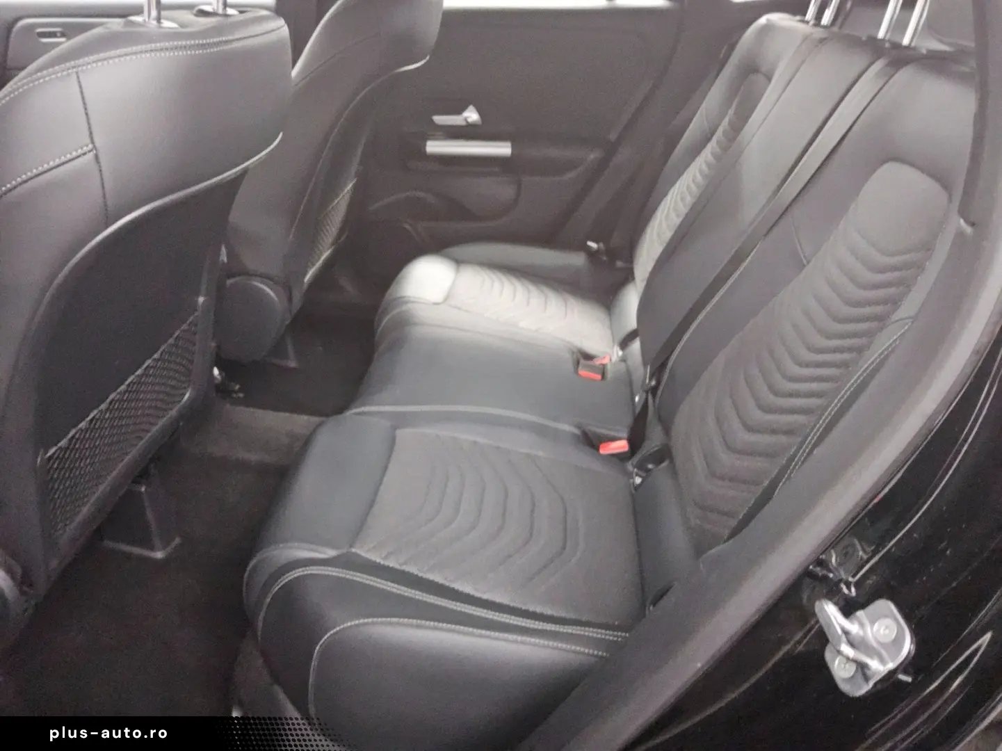 MERCEDES-BENZ GLA 180 d Progressive T-Leder LED