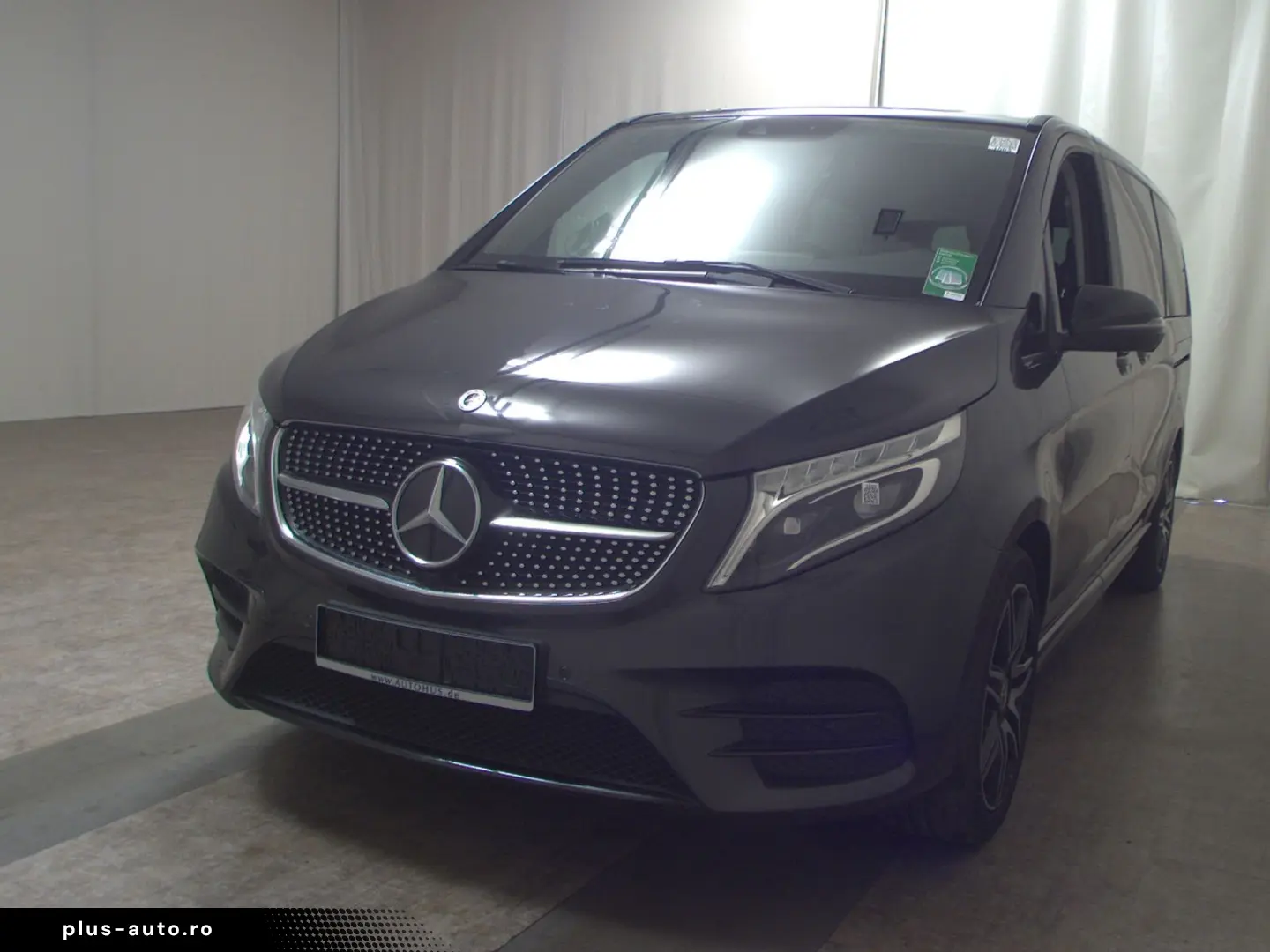 MERCEDES-BENZ V 220 d AMG-Line lang Airmatic LED