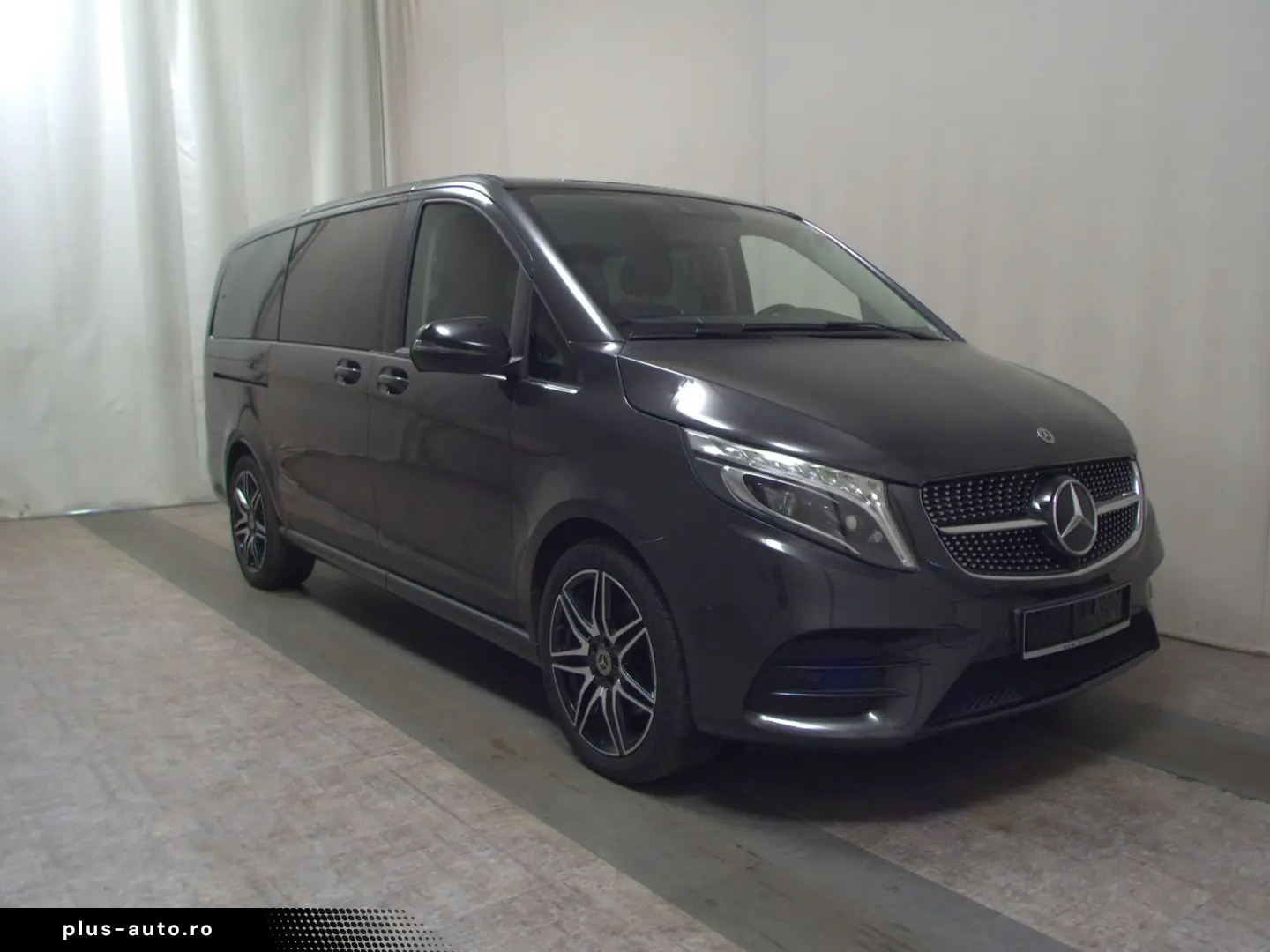 MERCEDES-BENZ V 220 d AMG-Line lang Airmatic LED