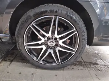 MERCEDES-BENZ V 220 d AMG-Line lang Airmatic LED