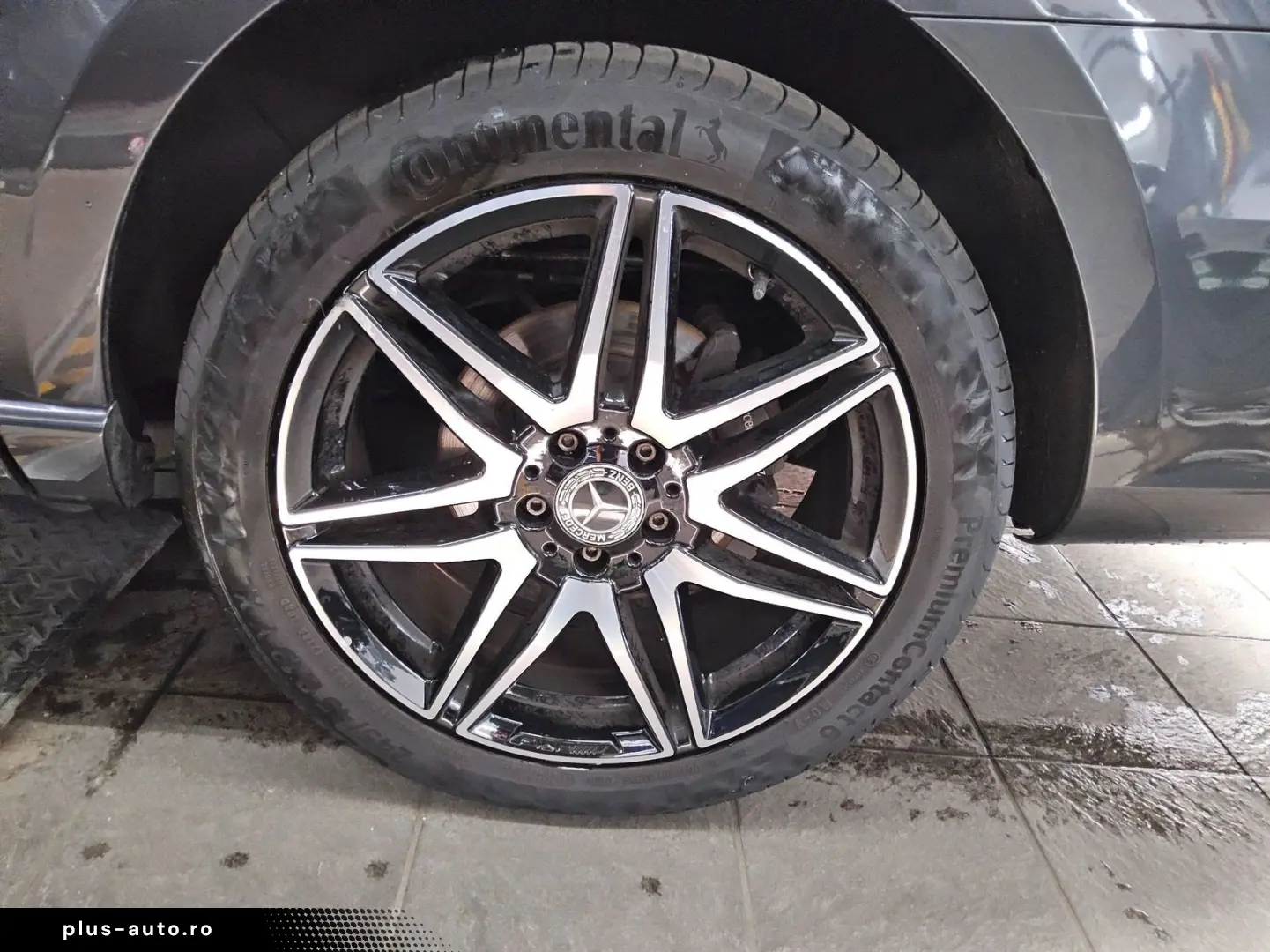 MERCEDES-BENZ V 220 d AMG-Line lang Airmatic LED