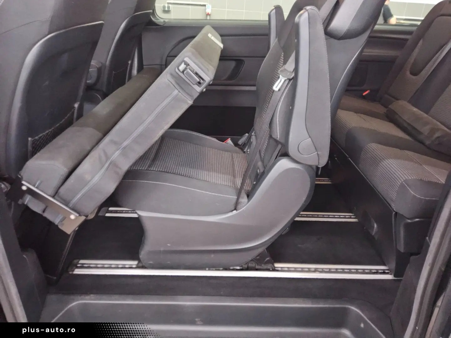 MERCEDES-BENZ V 220 d AMG-Line lang Airmatic LED