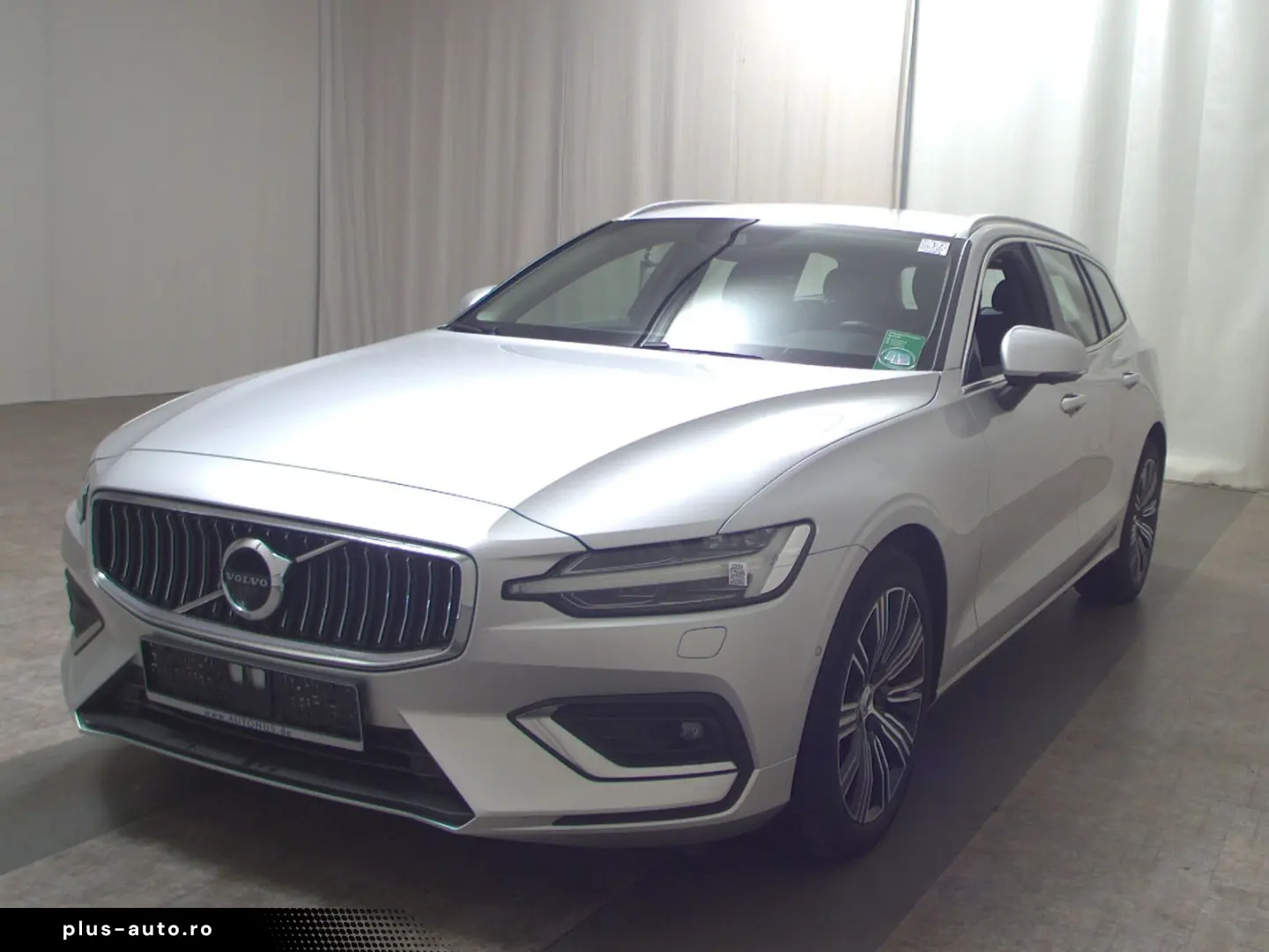 VOLVO V60 B4 D Inscription Navi LED Leder H-K 360