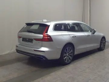 VOLVO V60 B4 D Inscription Navi LED Leder H-K 360