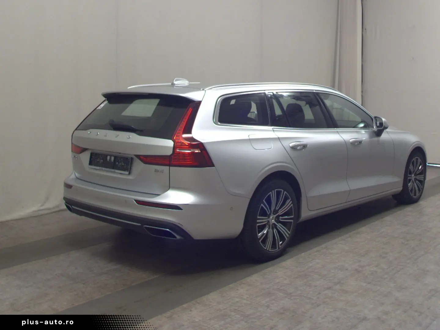 VOLVO V60 B4 D Inscription Navi LED Leder H-K 360