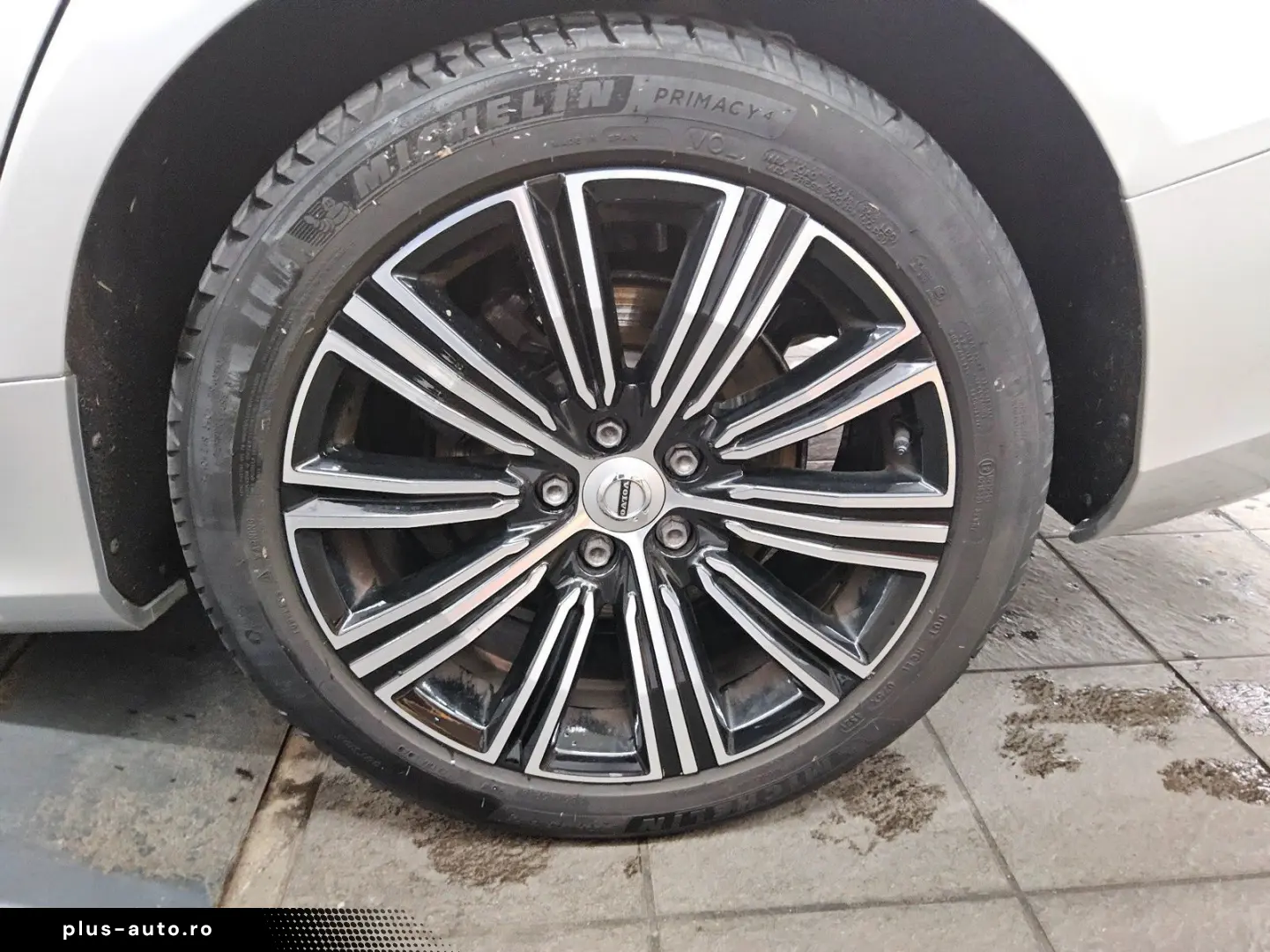 VOLVO V60 B4 D Inscription Navi LED Leder H-K 360