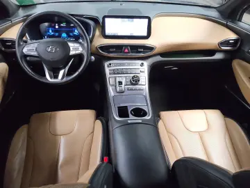 HYUNDAI Santa Fe 2.2 CRDI 4WD Signature LED HuD Pano
