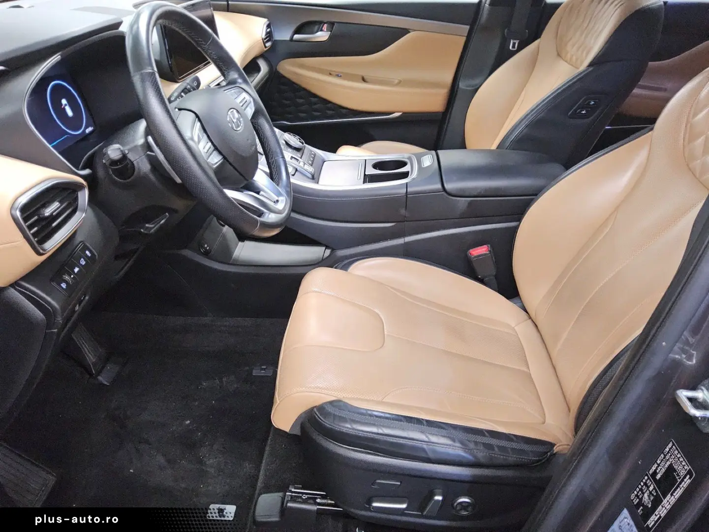 HYUNDAI Santa Fe 2.2 CRDI 4WD Signature LED HuD Pano