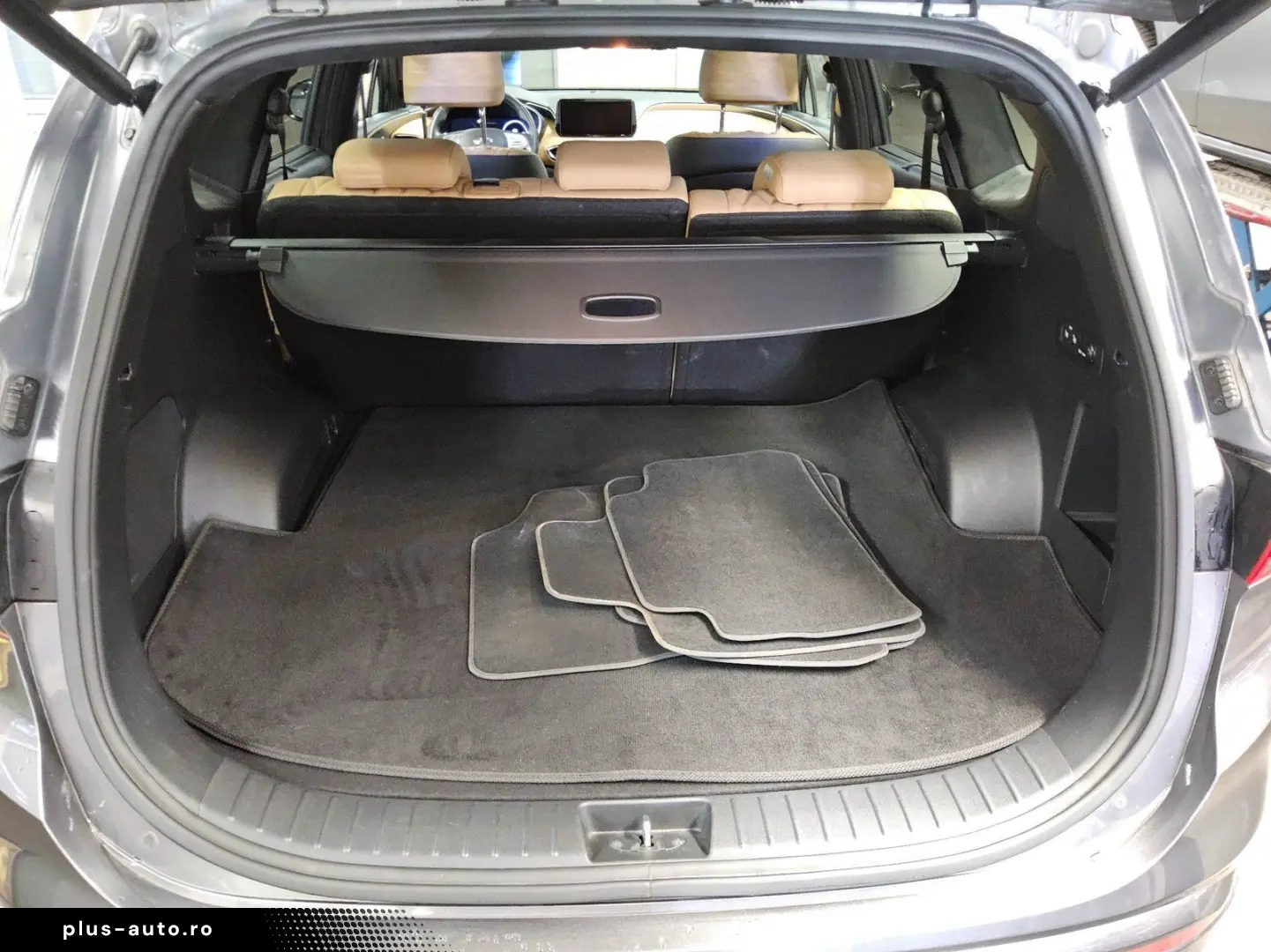 HYUNDAI Santa Fe 2.2 CRDI 4WD Signature LED HuD Pano