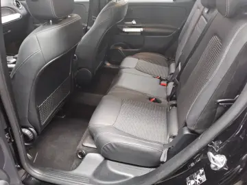 MERCEDES-BENZ GLB 200 d Progressive T-Leder Navi