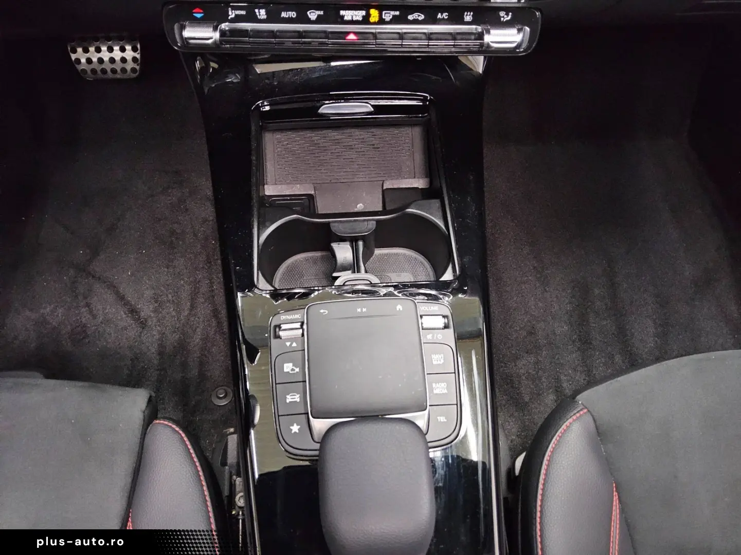 MERCEDES-BENZ A 250 e AMG-Line Navi LED Pano